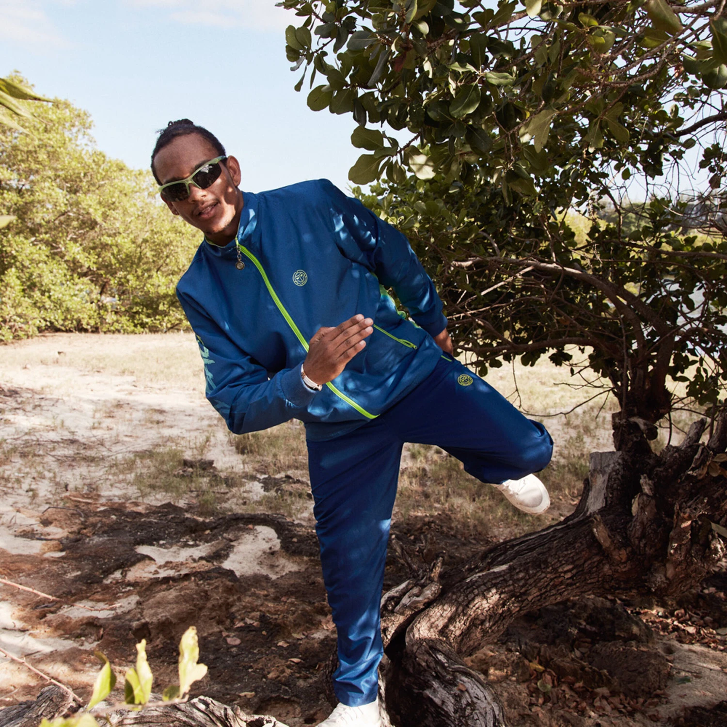 BIDI BADU Jaron Tech Tracksuit Men - Dark Blue, Neon Green 5 BIDI BADU Jaron Tech Tracksuit Men - Dark Blue, Neon Green - Image 3