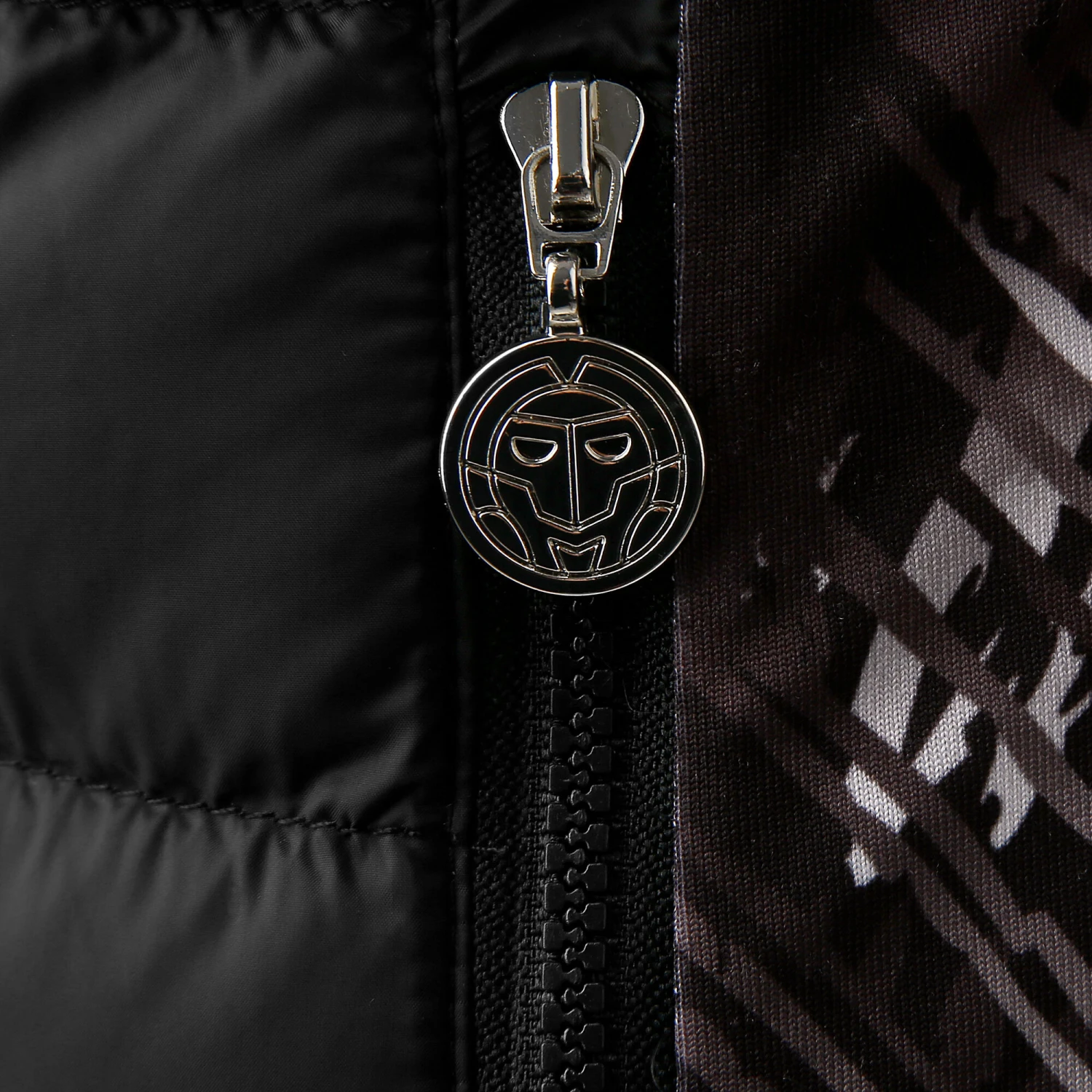 BIDI BADU Lee Tech Down Training Jacket Women - Black, White 8 BIDI BADU Lee Tech Down Training Jacket Women - Black, White - Image 6